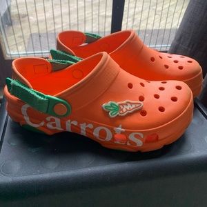 Carrots X Crocs All Terrain Sz J5 (Women’s 7)